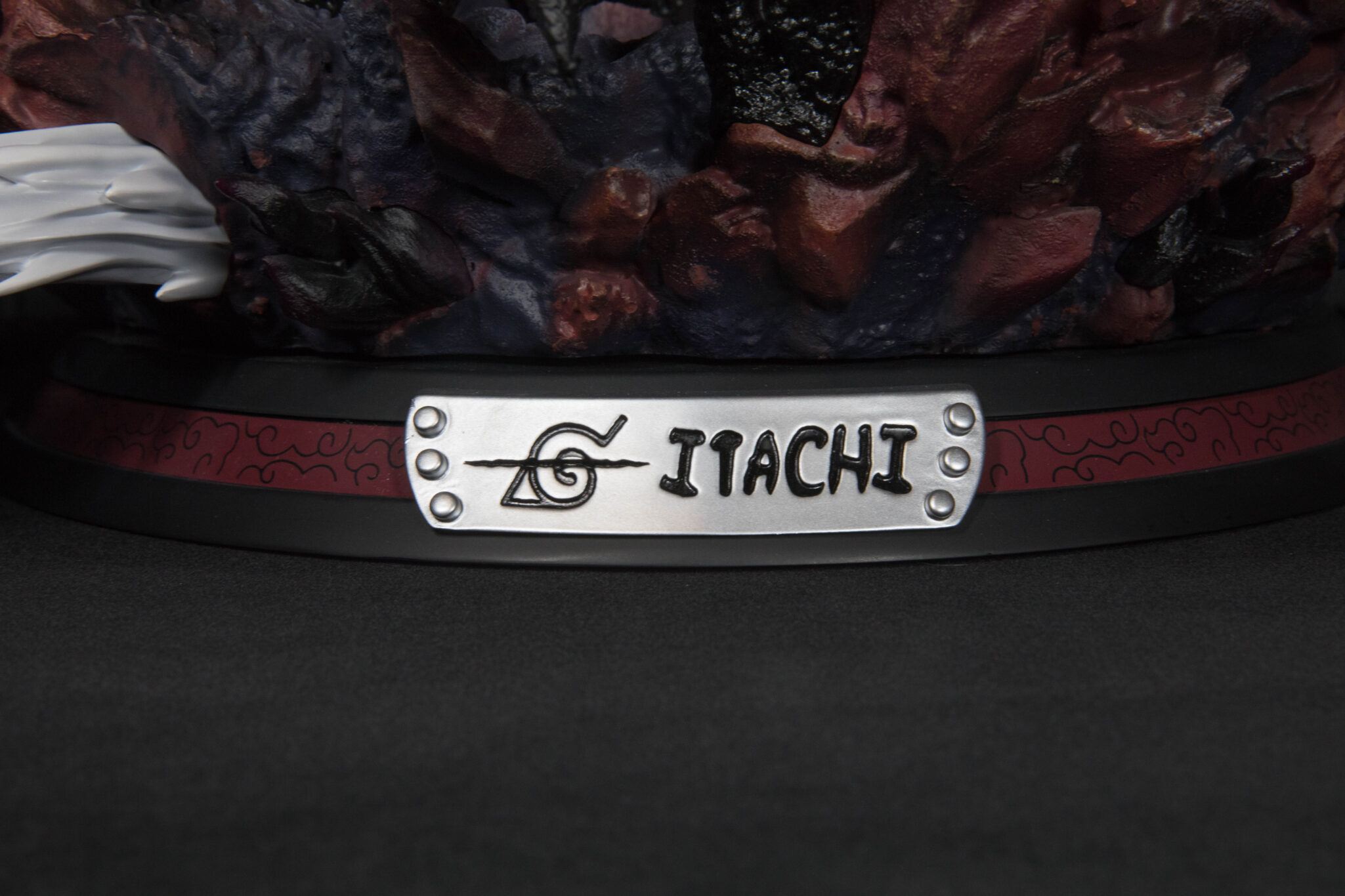 Surge Studio Itachi Uchiha ⅛ Scale Statue Name Plate
