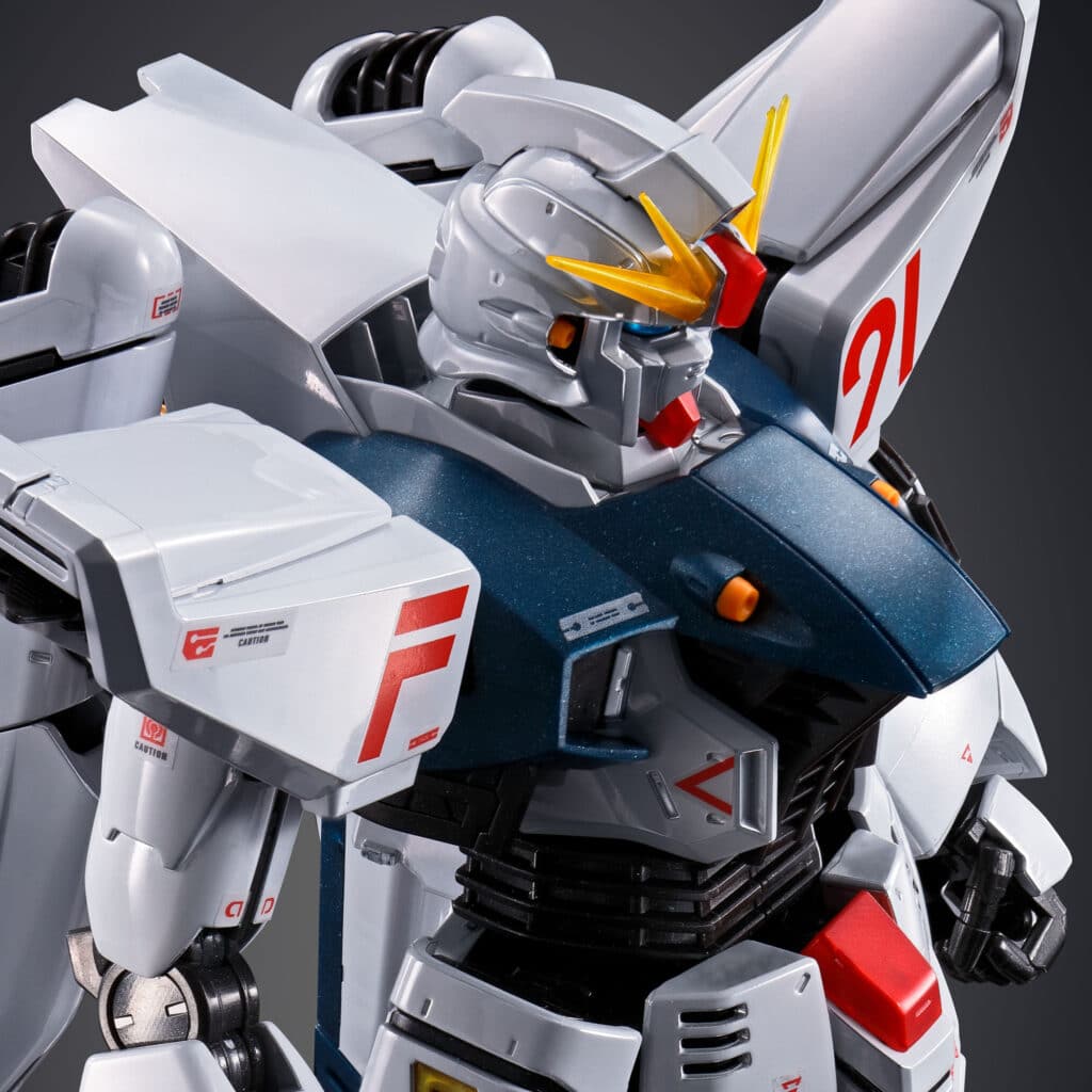 MG 1/100 Gundam F91 Ver.2.0 (Titanium Finish)