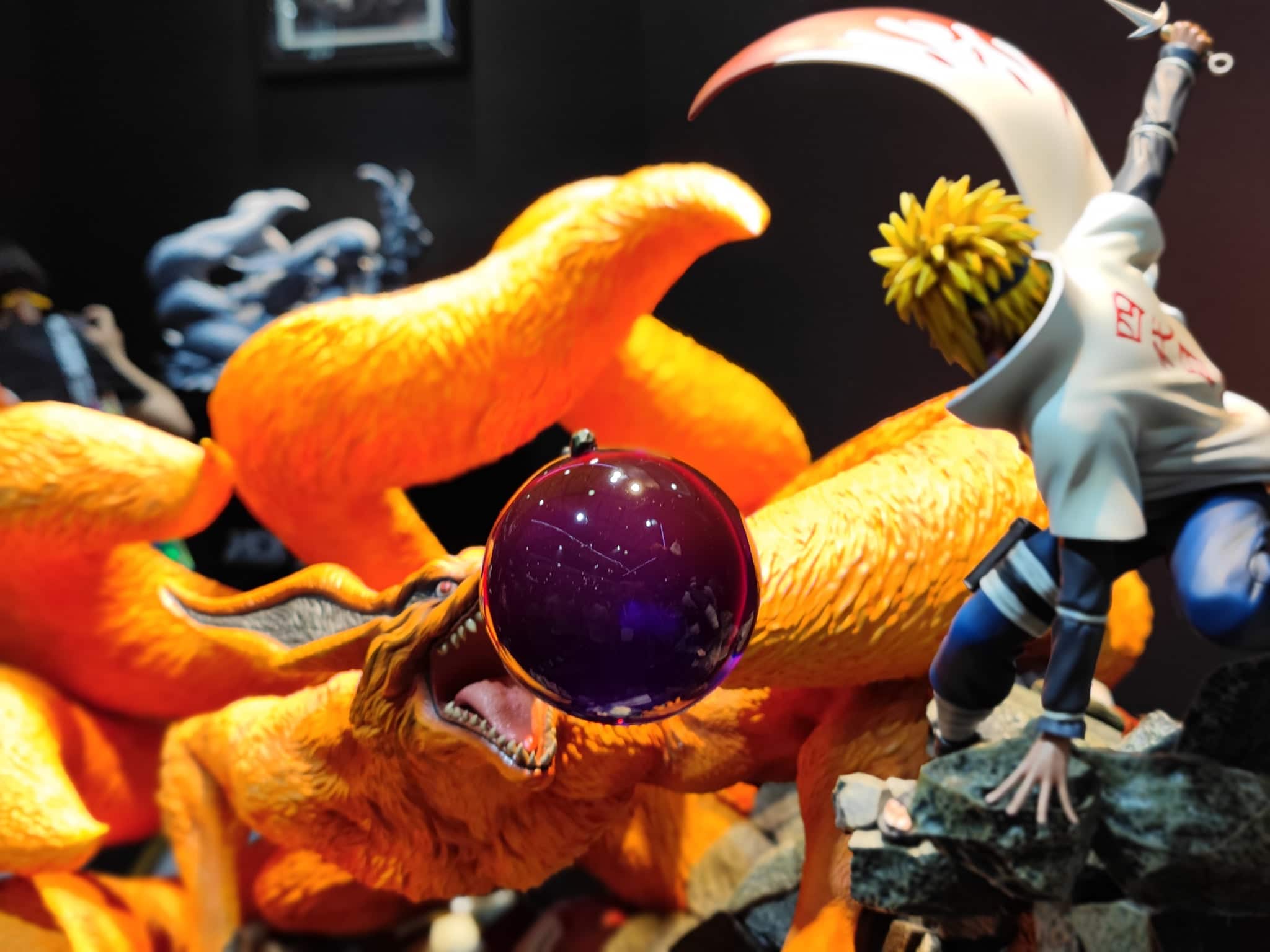 Hex Collectibles Minato vs Nine-Tails Statue