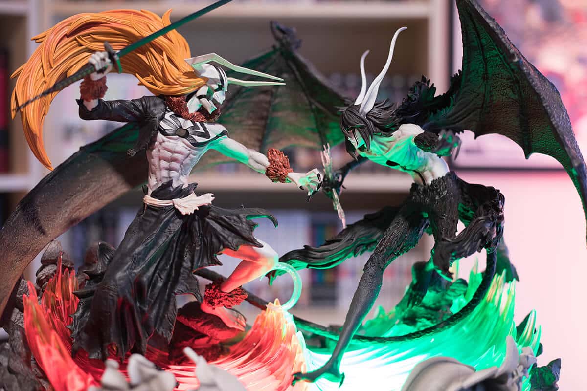 Figurama Bleach Ichigo vs Ulquiorra Statue