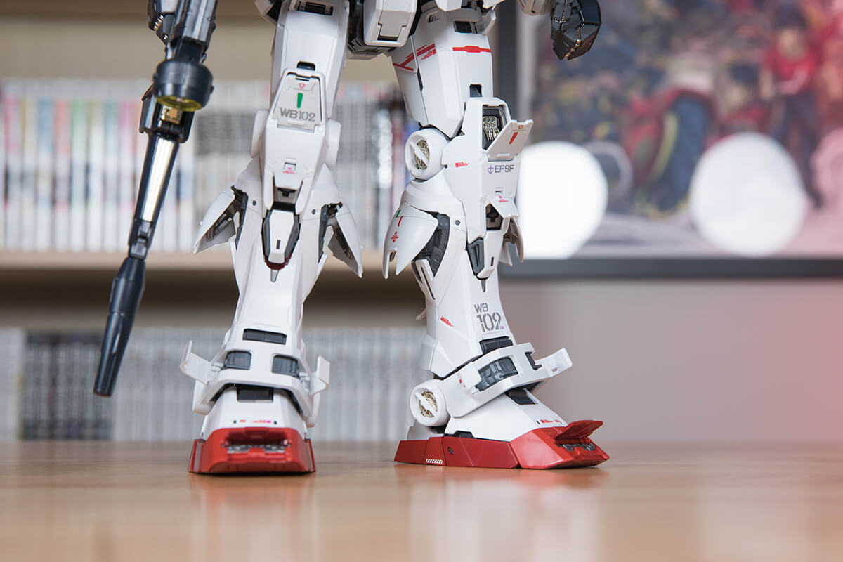Perfect Grade Unleashed RX-78-2 Open Hatch Gimmick - Legs